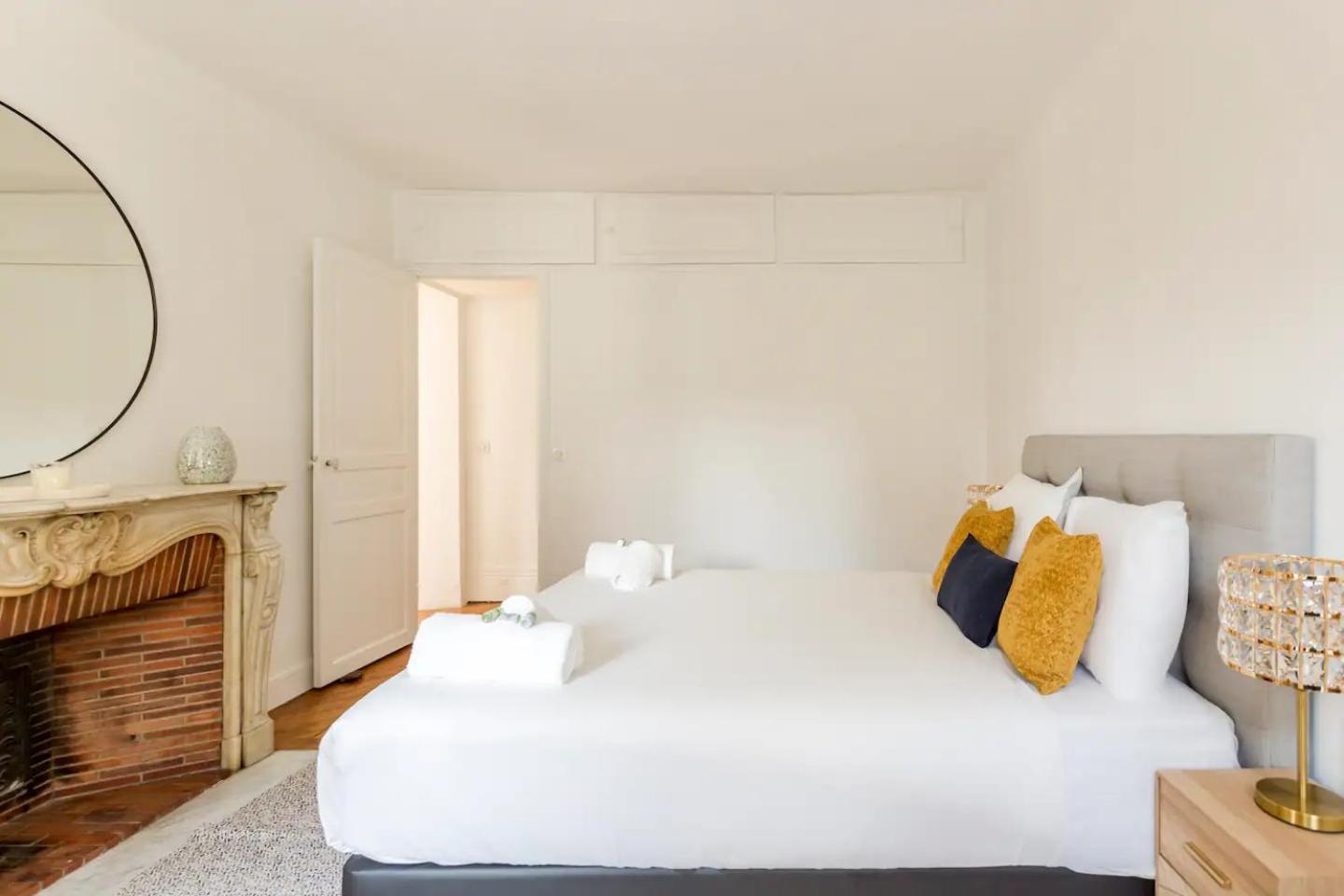 8P - 3Br Le Marais Spacious - Central - Historic Apt París Exterior foto